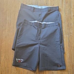 Men's Dickies Loose Fit Gray Shorts 2 Pairs Waist 44